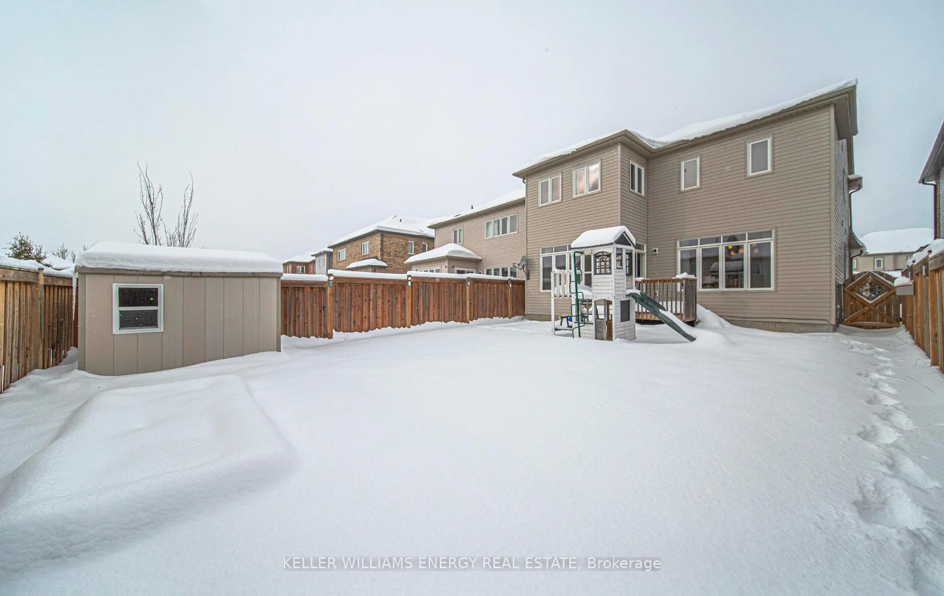 Photo 37 of 17 Don Hadden Crescent, Brock, Sunderland — HOMEH