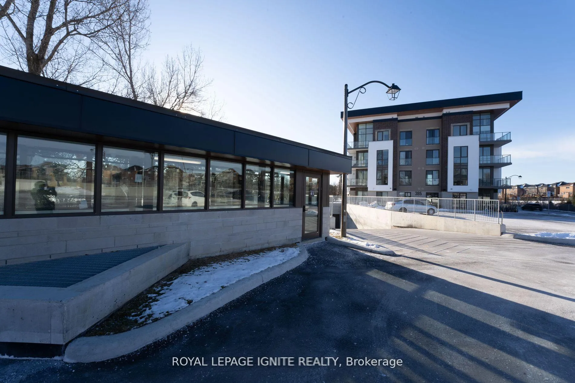 Photo 4 of Unit 415, 385 Arctic Red Drive, Oshawa, Windfields — HOMEH
