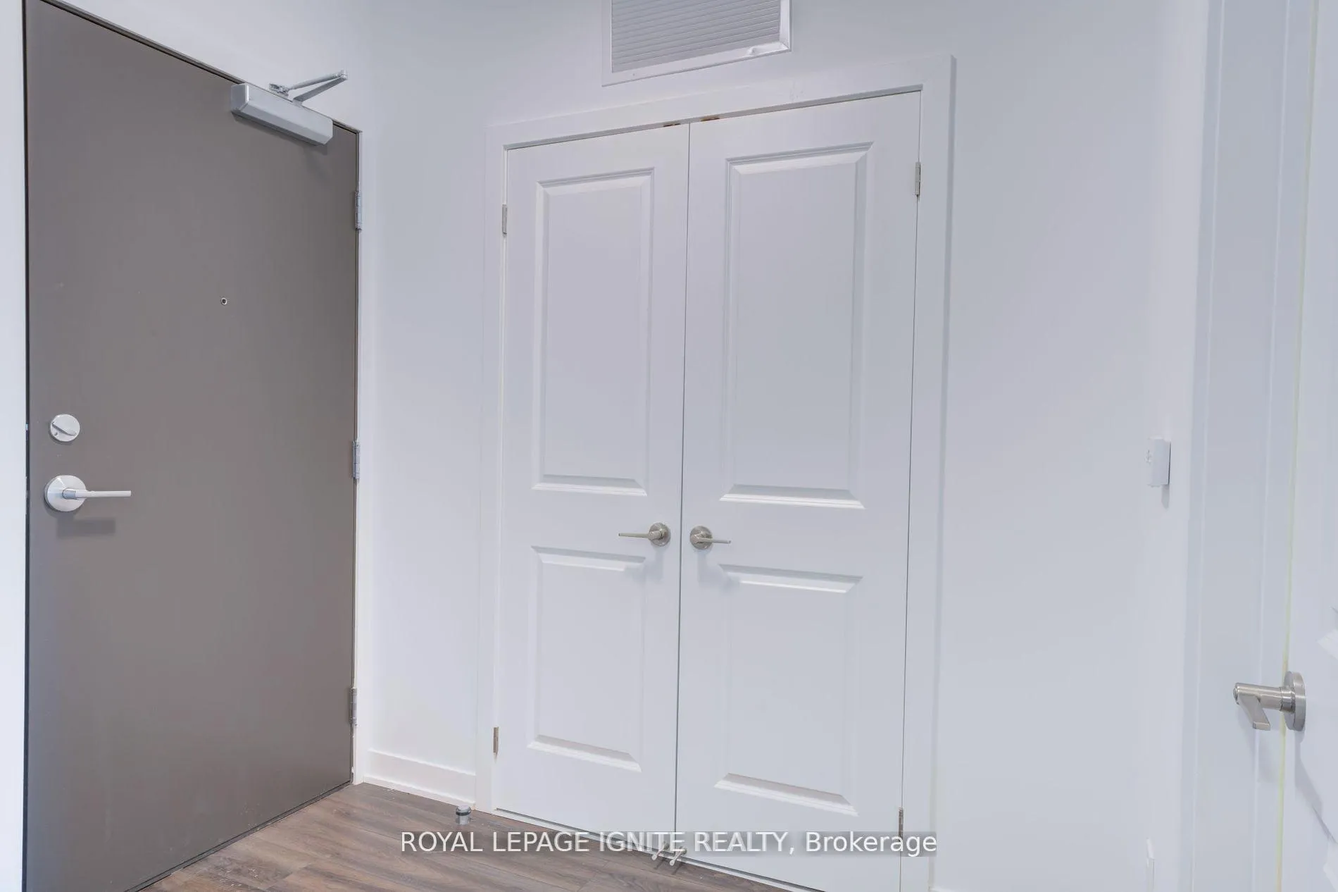 Photo 13 of Unit 415, 385 Arctic Red Drive, Oshawa, Windfields — HOMEH
