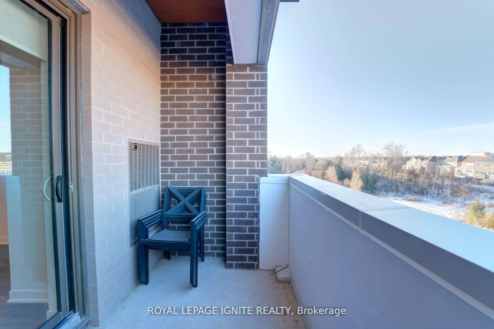 Photo 26 of Unit 415, 385 Arctic Red Drive, Oshawa, Windfields — HOMEH