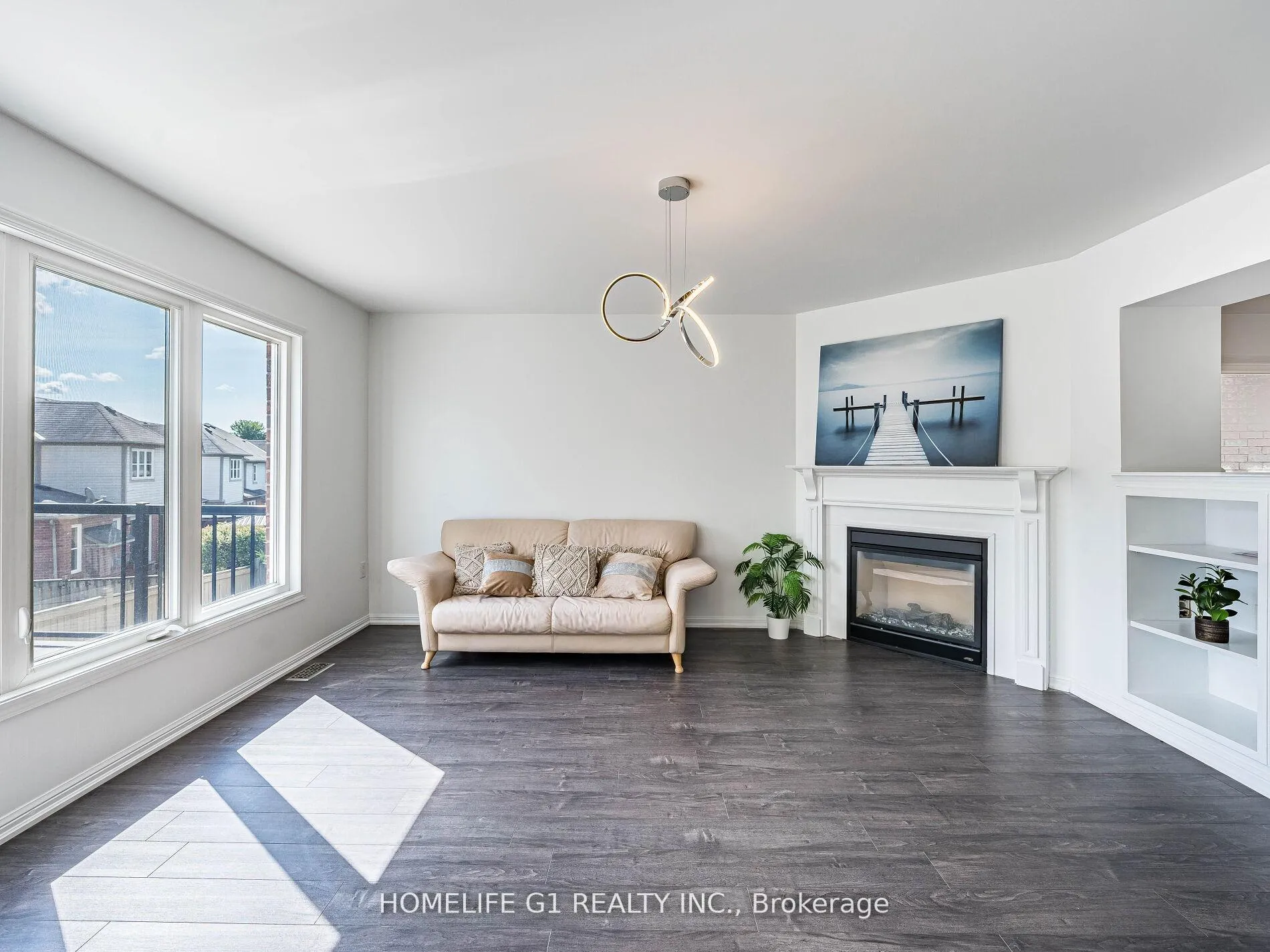 Photo 6 of 23 Davidson Drive, New Tecumseth, Alliston — HOMEH
