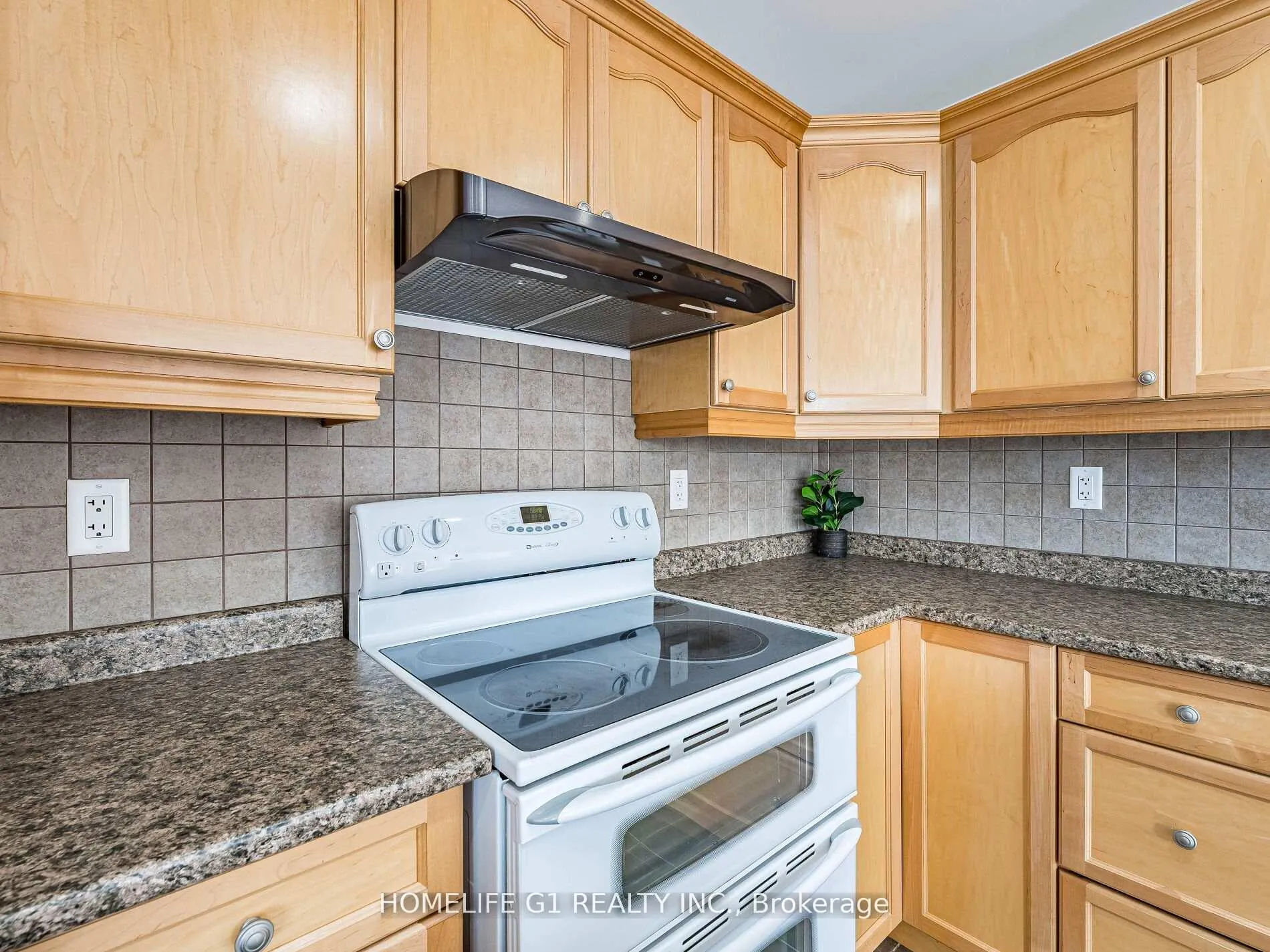 Photo 14 of 23 Davidson Drive, New Tecumseth, Alliston — HOMEH