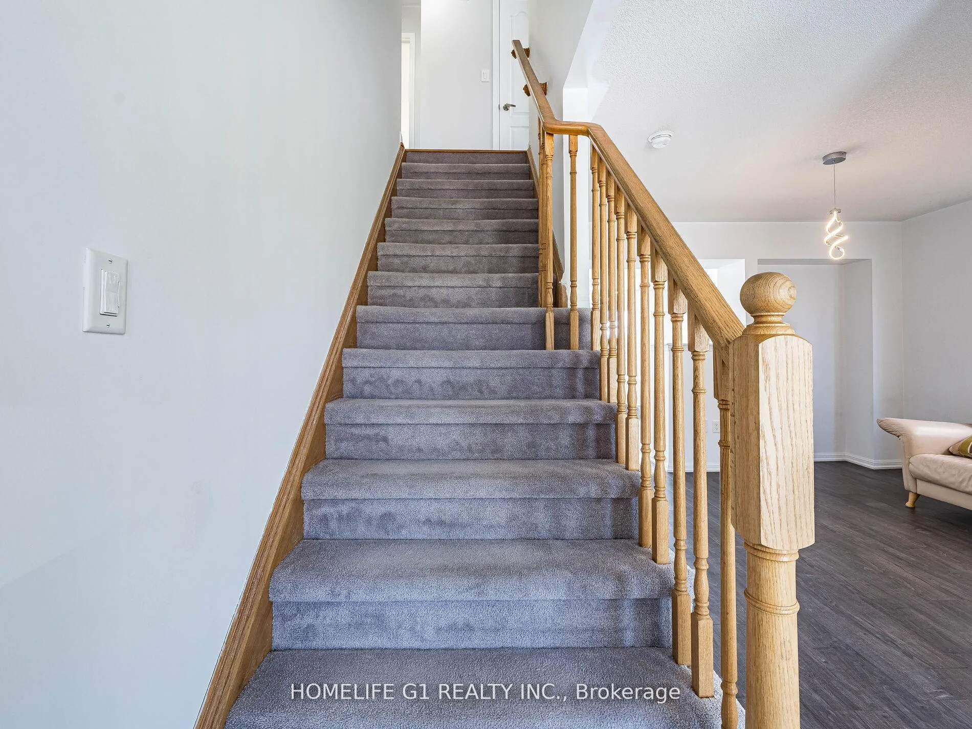 Photo 16 of 23 Davidson Drive, New Tecumseth, Alliston — HOMEH
