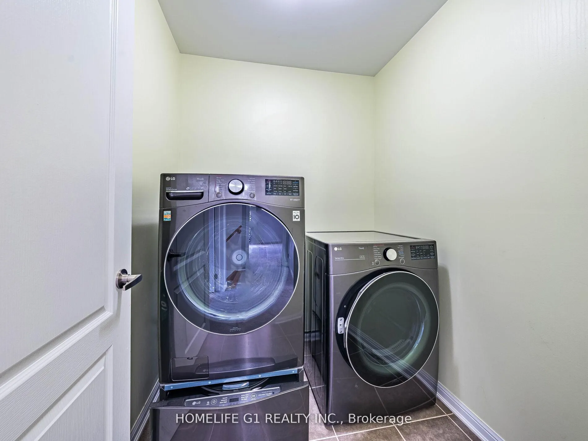 Photo 27 of 23 Davidson Drive, New Tecumseth, Alliston — HOMEH