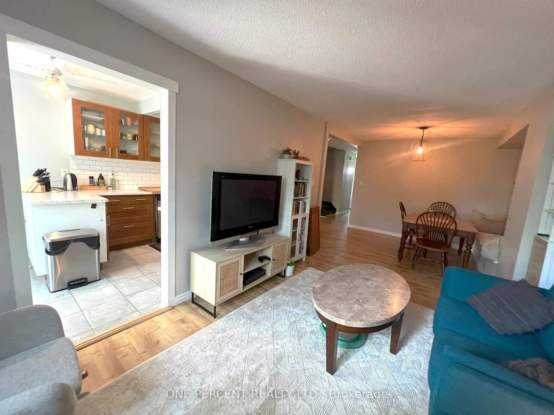 Photo 3 of Unit 2, 1330 Trowbridge Drive W, Oshawa, Centennial — HOMEH