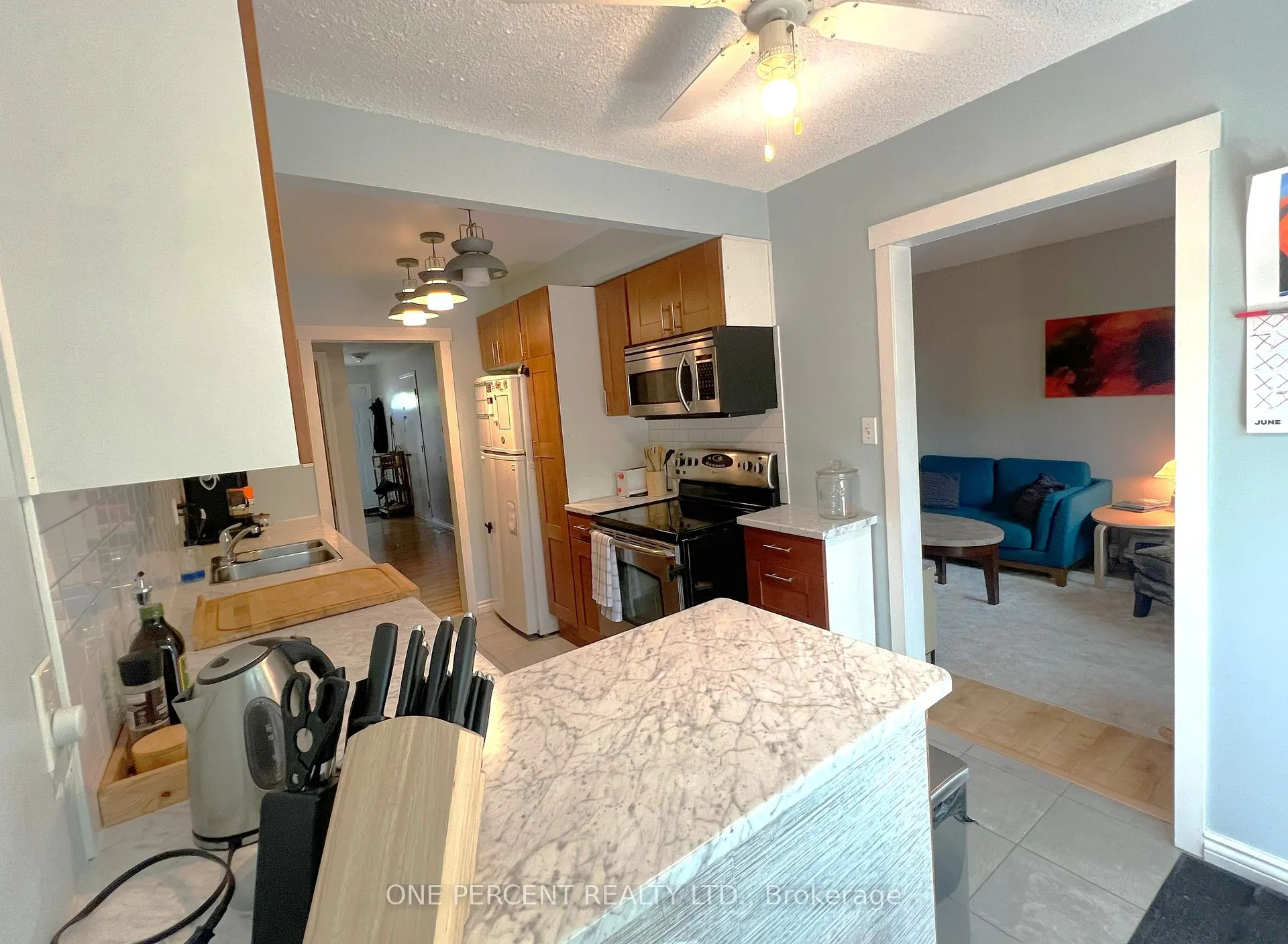 Photo 6 of Unit 2, 1330 Trowbridge Drive W, Oshawa, Centennial — HOMEH