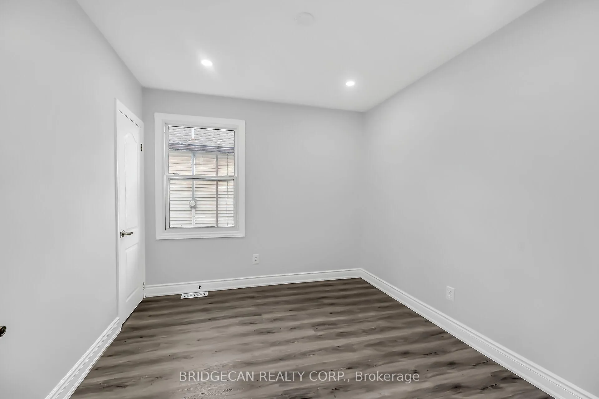 Photo 12 of 220 Grenfell Street, Hamilton, Crown Point — HOMEH