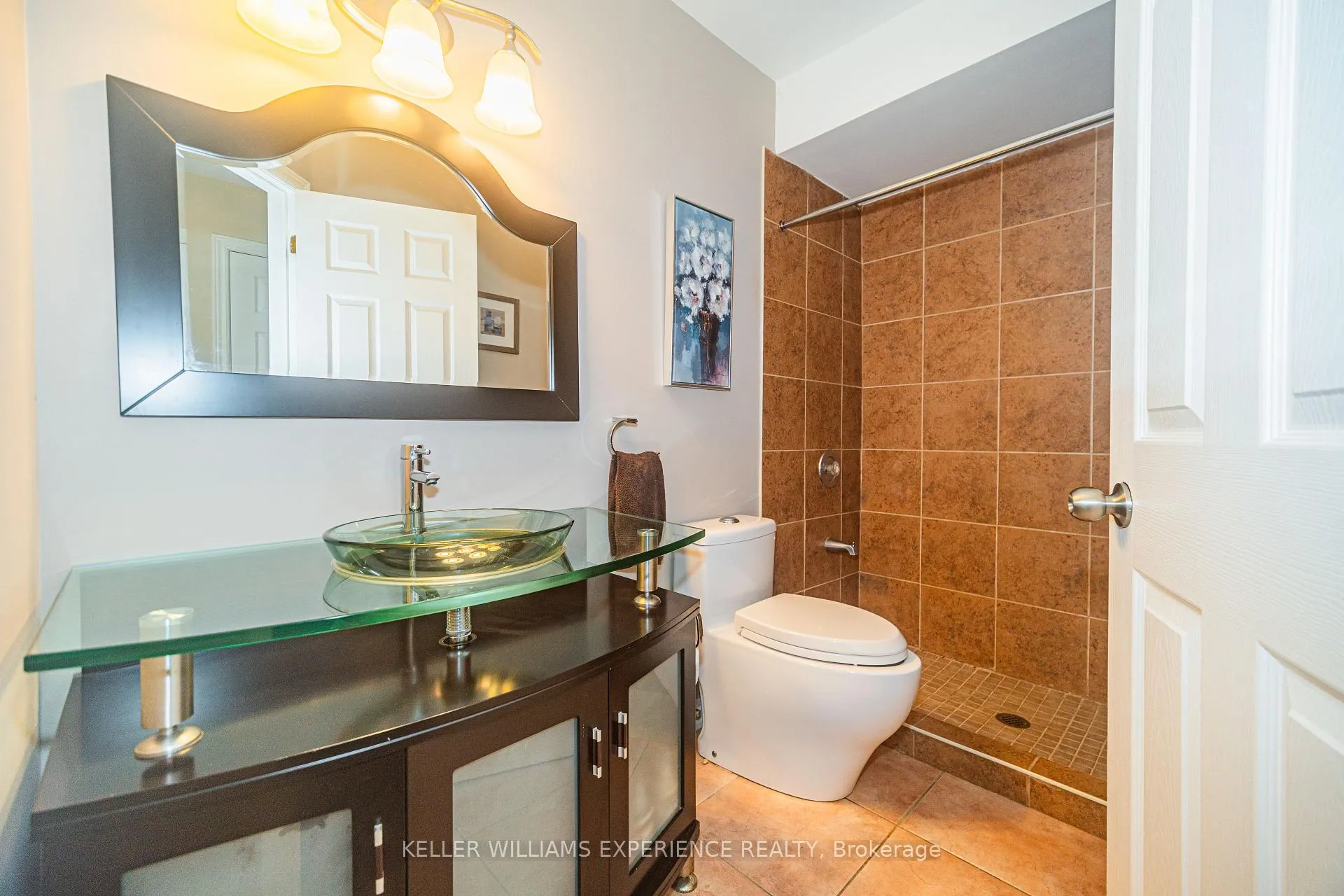 Photo 17 of 8 Kell Place, Barrie, Innis-Shore — HOMEH