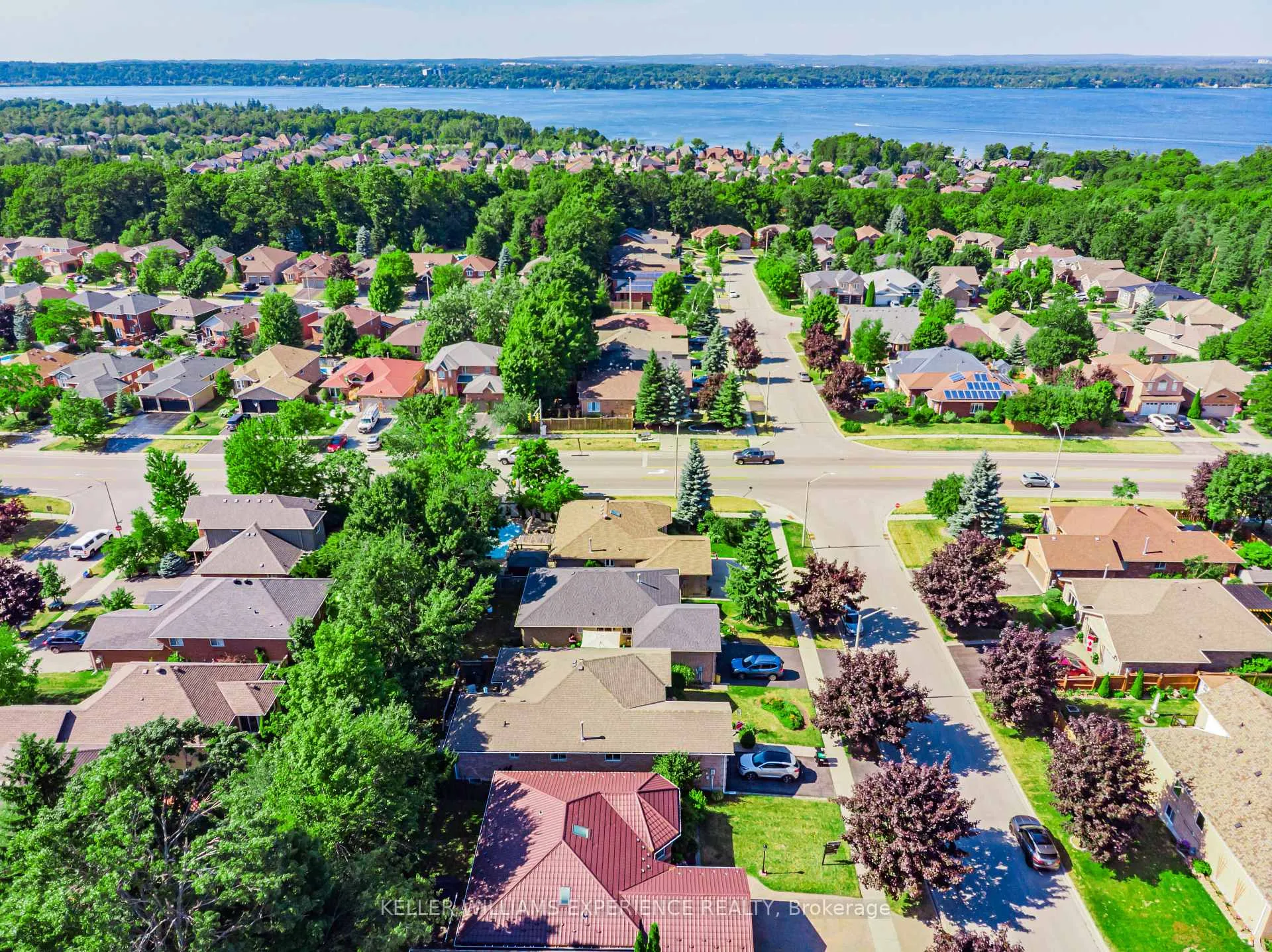 Photo 30 of 8 Kell Place, Barrie, Innis-Shore — HOMEH