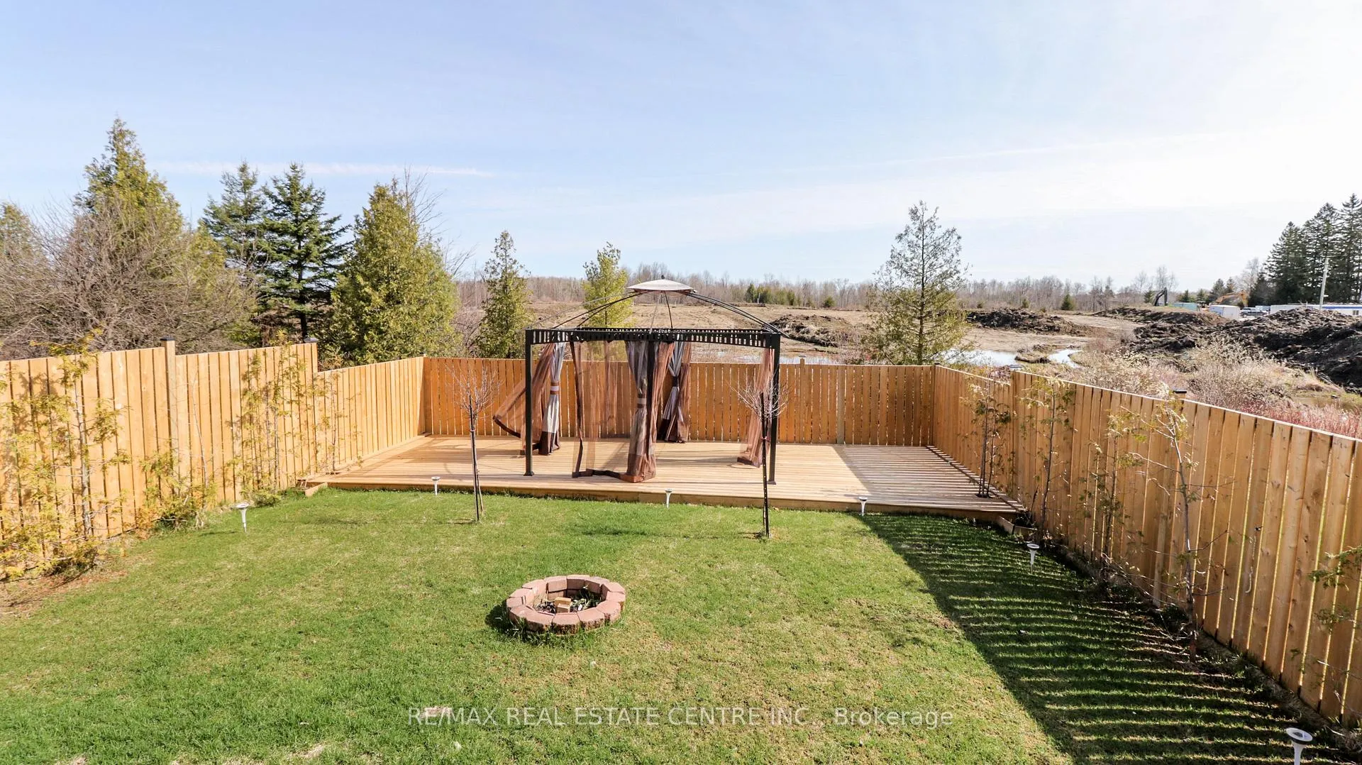 Photo 6 of 67 Todd Crescent, Southgate — HOMEH