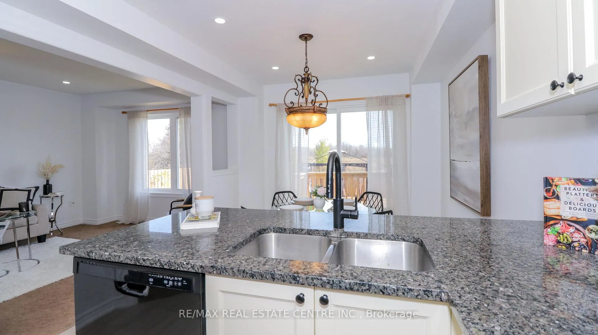 Photo 15 of 67 Todd Crescent, Southgate — HOMEH