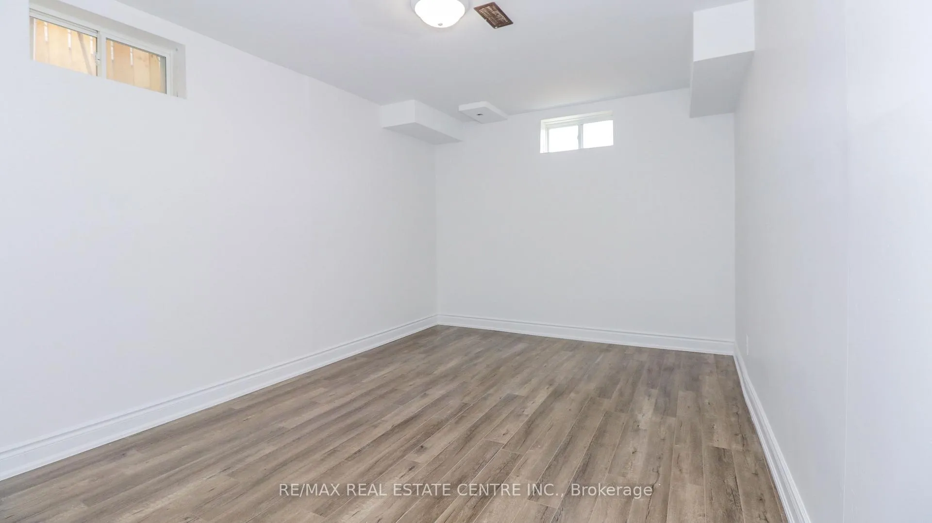 Photo 35 of 67 Todd Crescent, Southgate — HOMEH