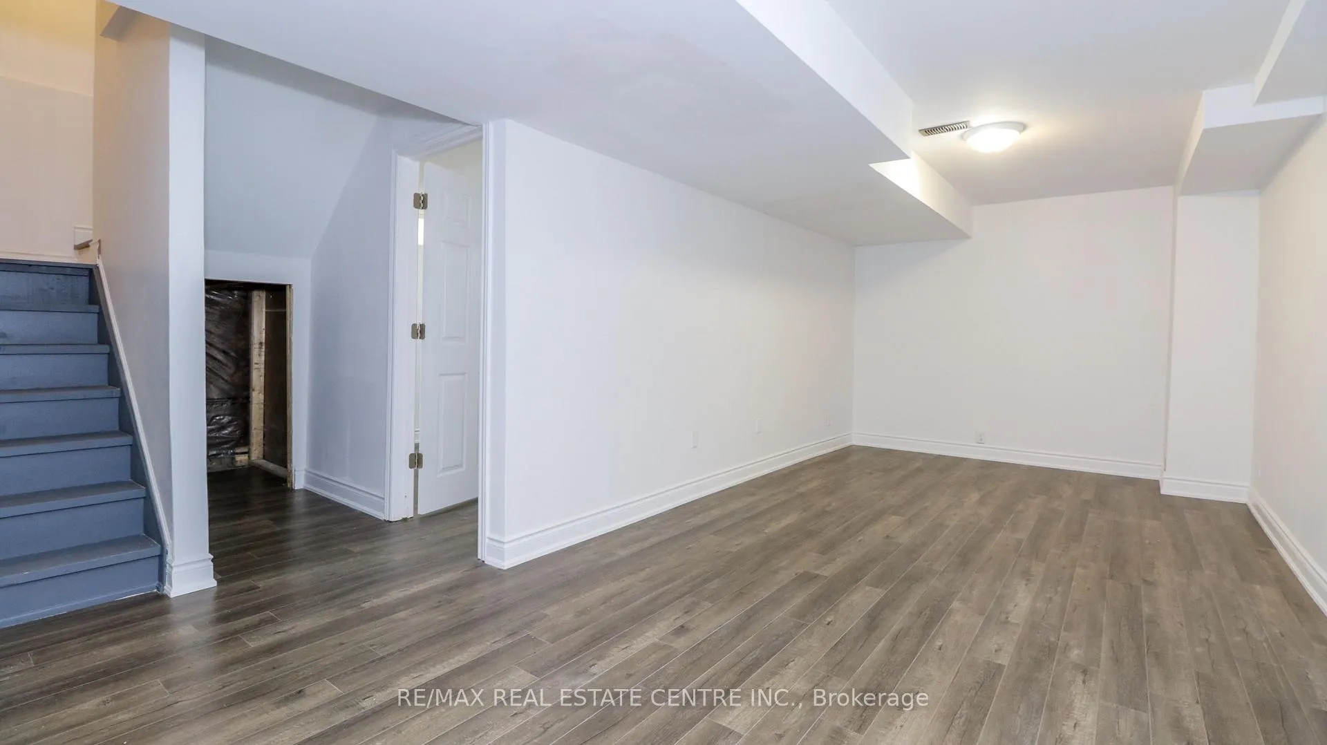 Photo 37 of 67 Todd Crescent, Southgate — HOMEH
