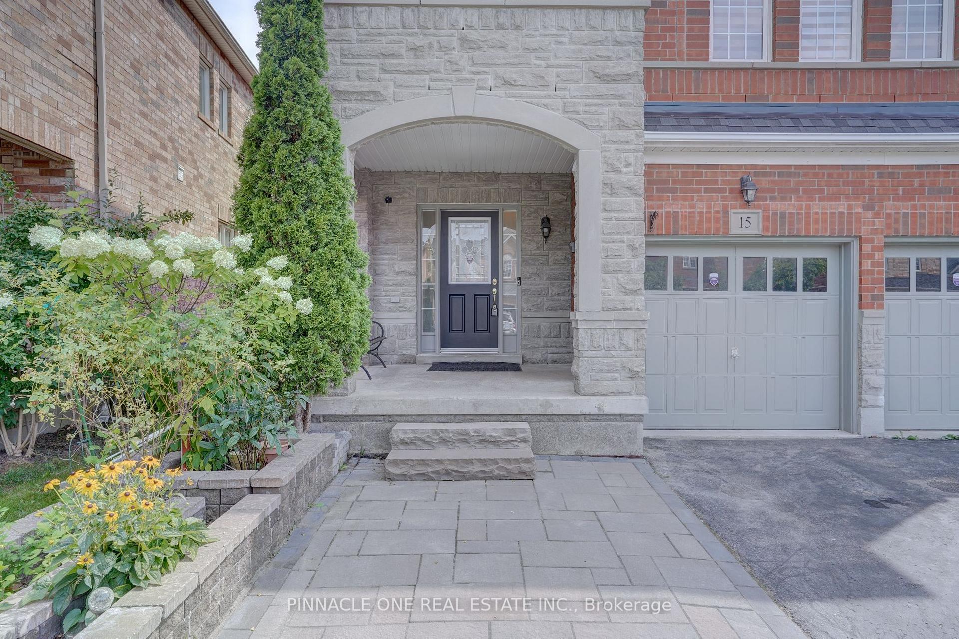 Photo 2 of 15 Thackery Drive, Ajax, Northeast Ajax — HOMEH