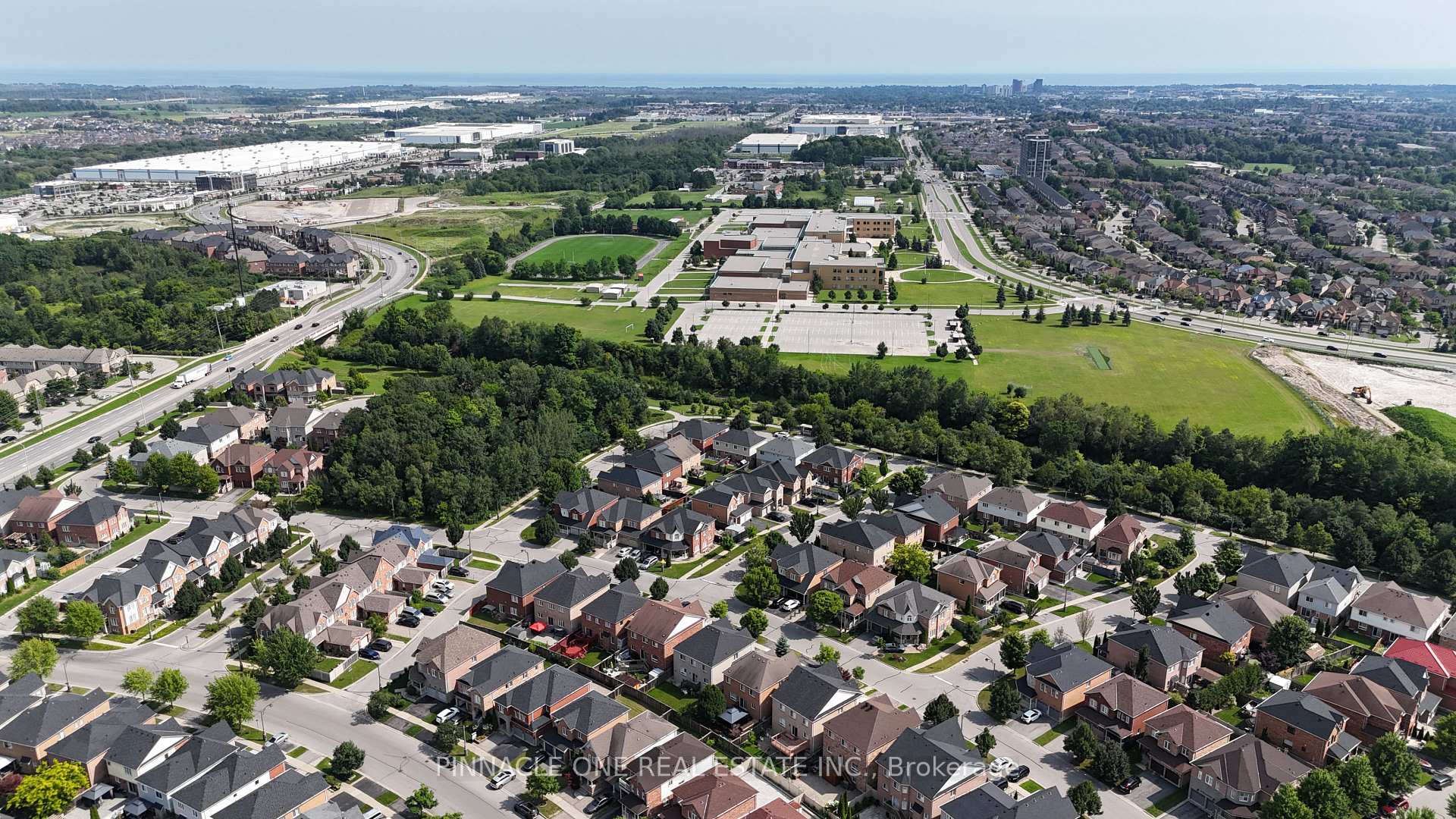 Photo 30 of 15 Thackery Drive, Ajax, Northeast Ajax — HOMEH