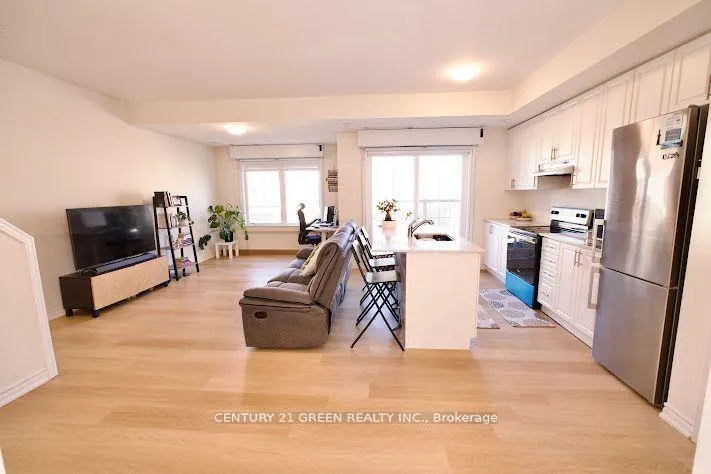 Photo 5 of Unit 8, 480 Beresford Path, Oshawa, Central — HOMEH