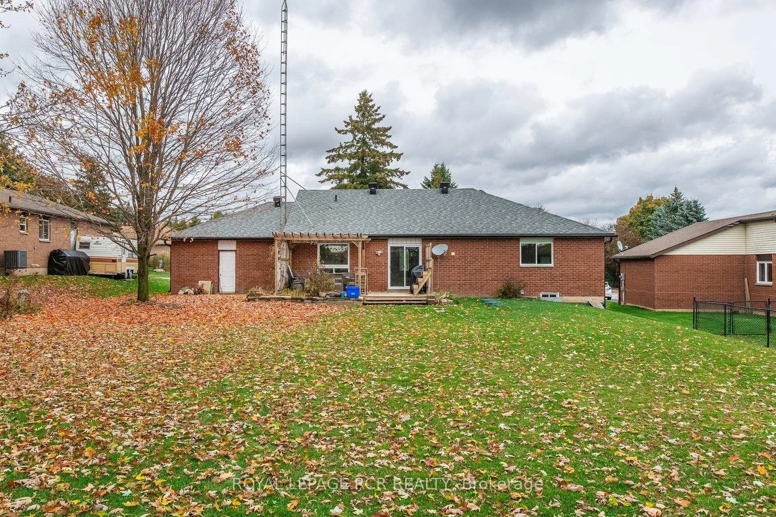 Photo 42 of 15 James Street, Amaranth, Rural Amaranth — HOMEH