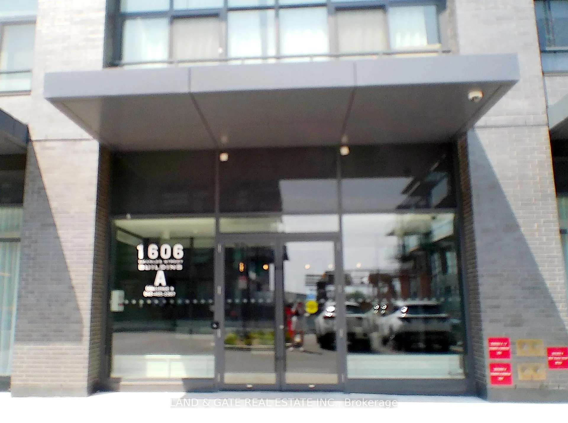 Photo 2 of Unit 705A, 1606 Charles Street, Whitby, Port Whitby — HOMEH