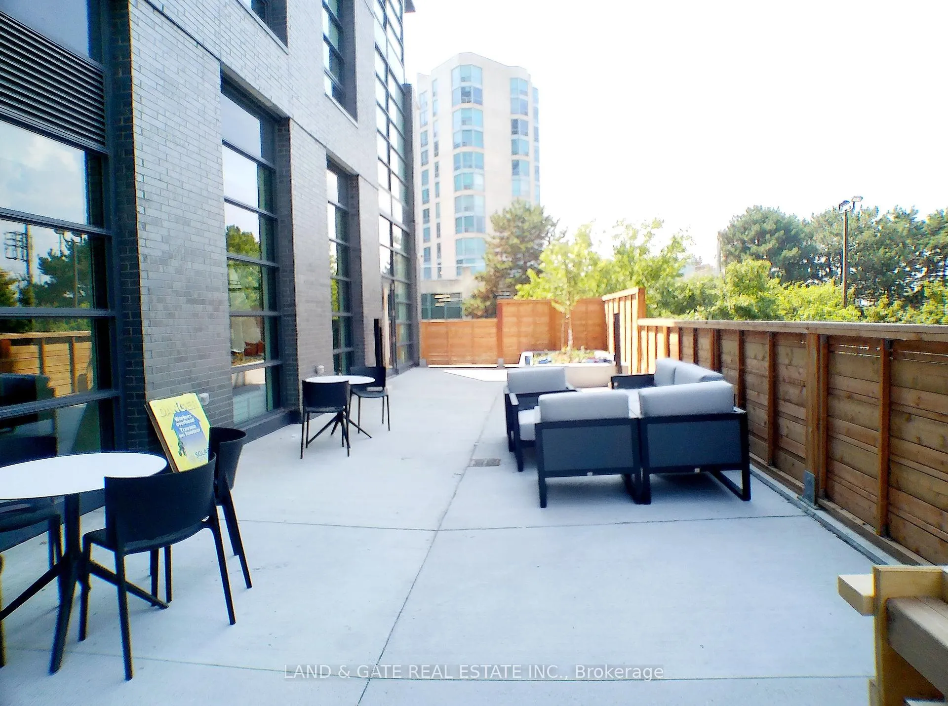 Photo 16 of Unit 705A, 1606 Charles Street, Whitby, Port Whitby — HOMEH