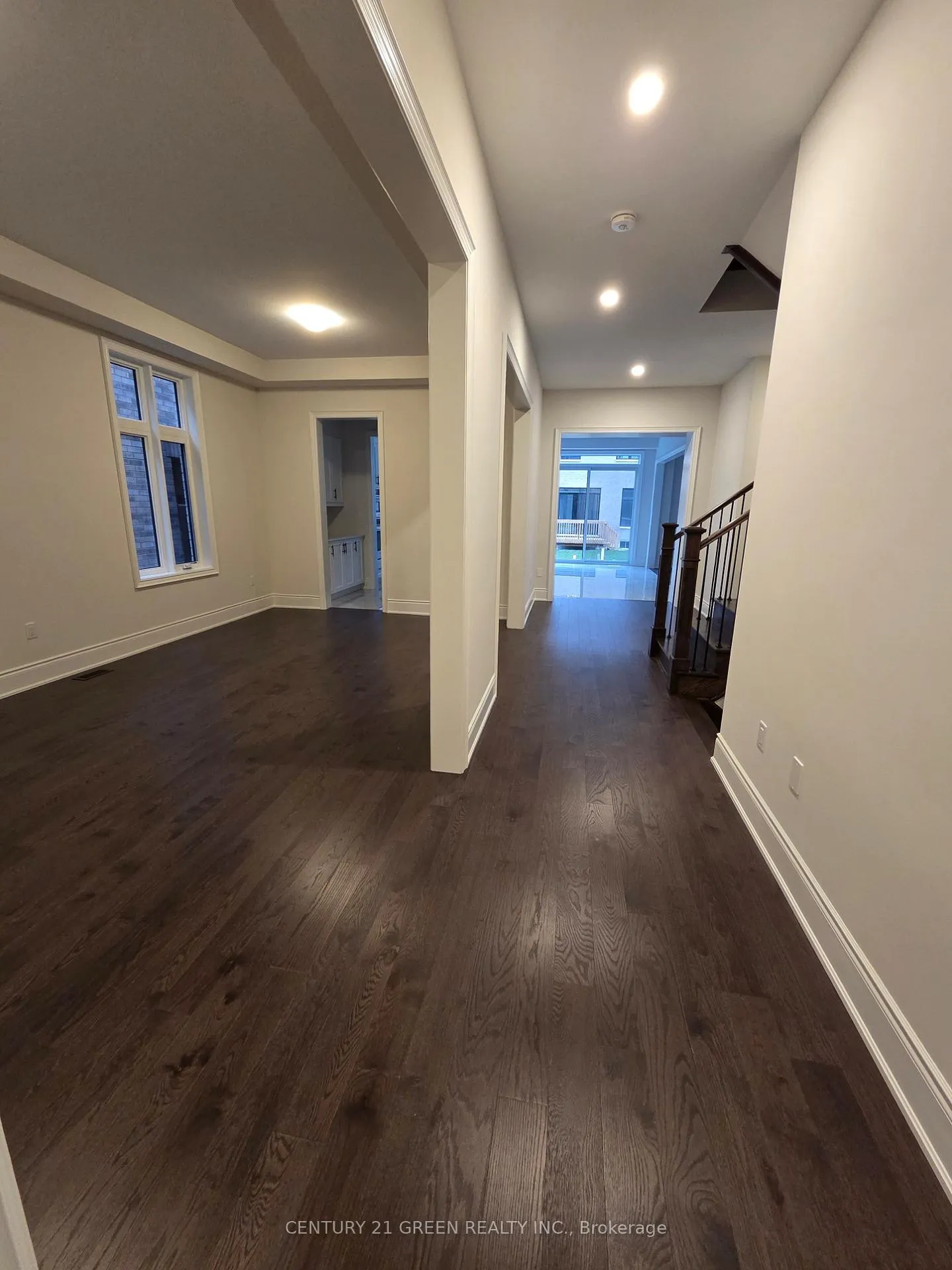 Photo 9 of 255 Ballantyne Boulevard, Vaughan, Vellore Village — HOMEH