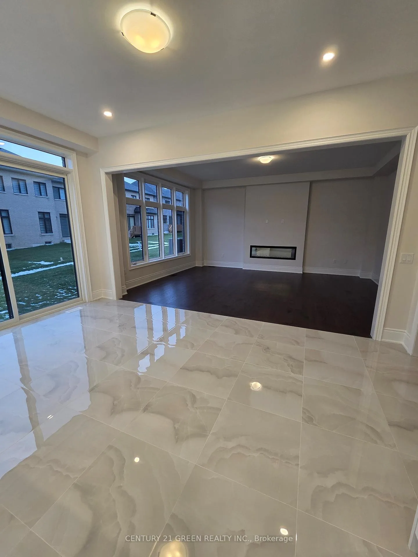 Photo 10 of 255 Ballantyne Boulevard, Vaughan, Vellore Village — HOMEH