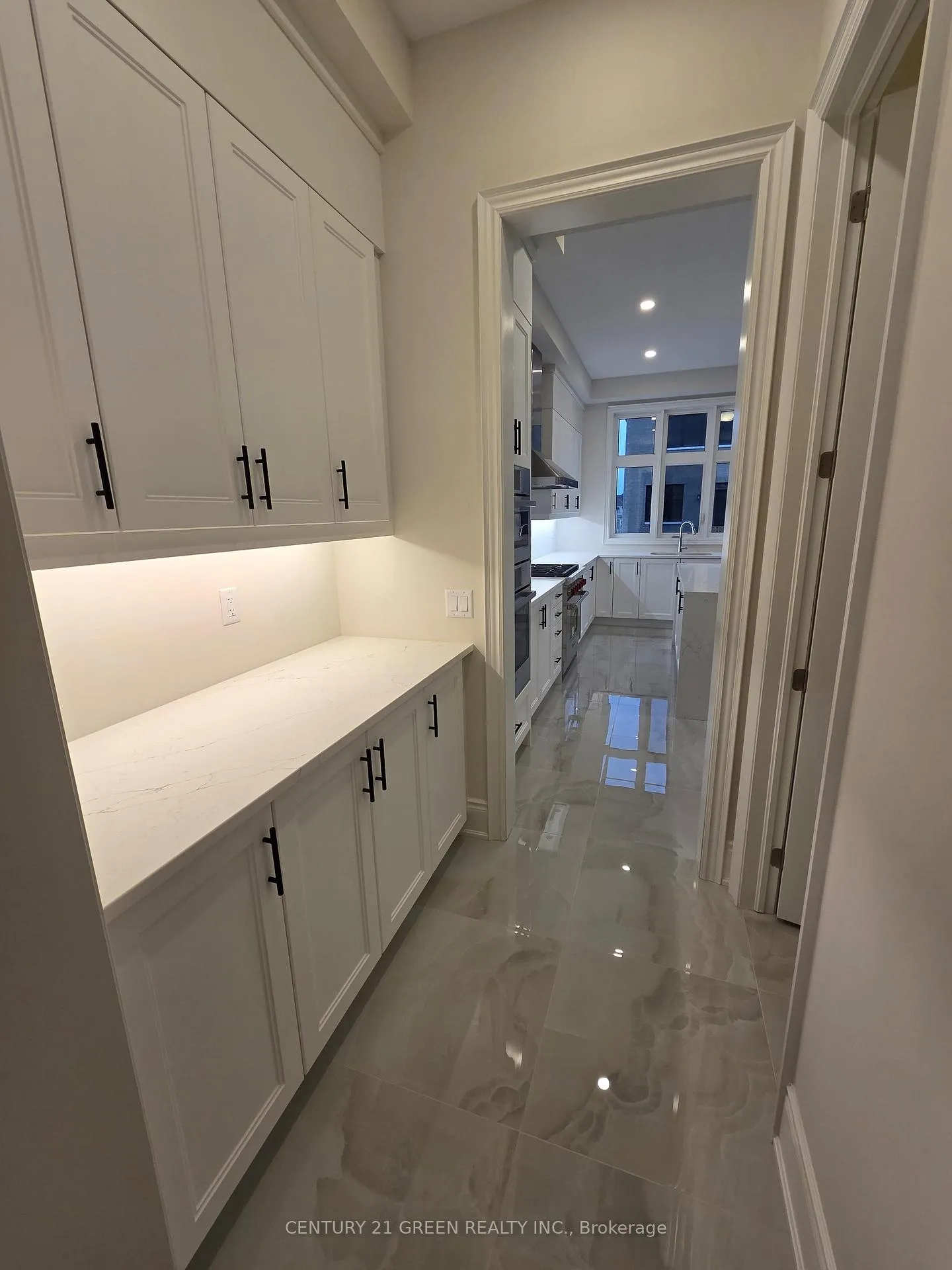 Photo 13 of 255 Ballantyne Boulevard, Vaughan, Vellore Village — HOMEH