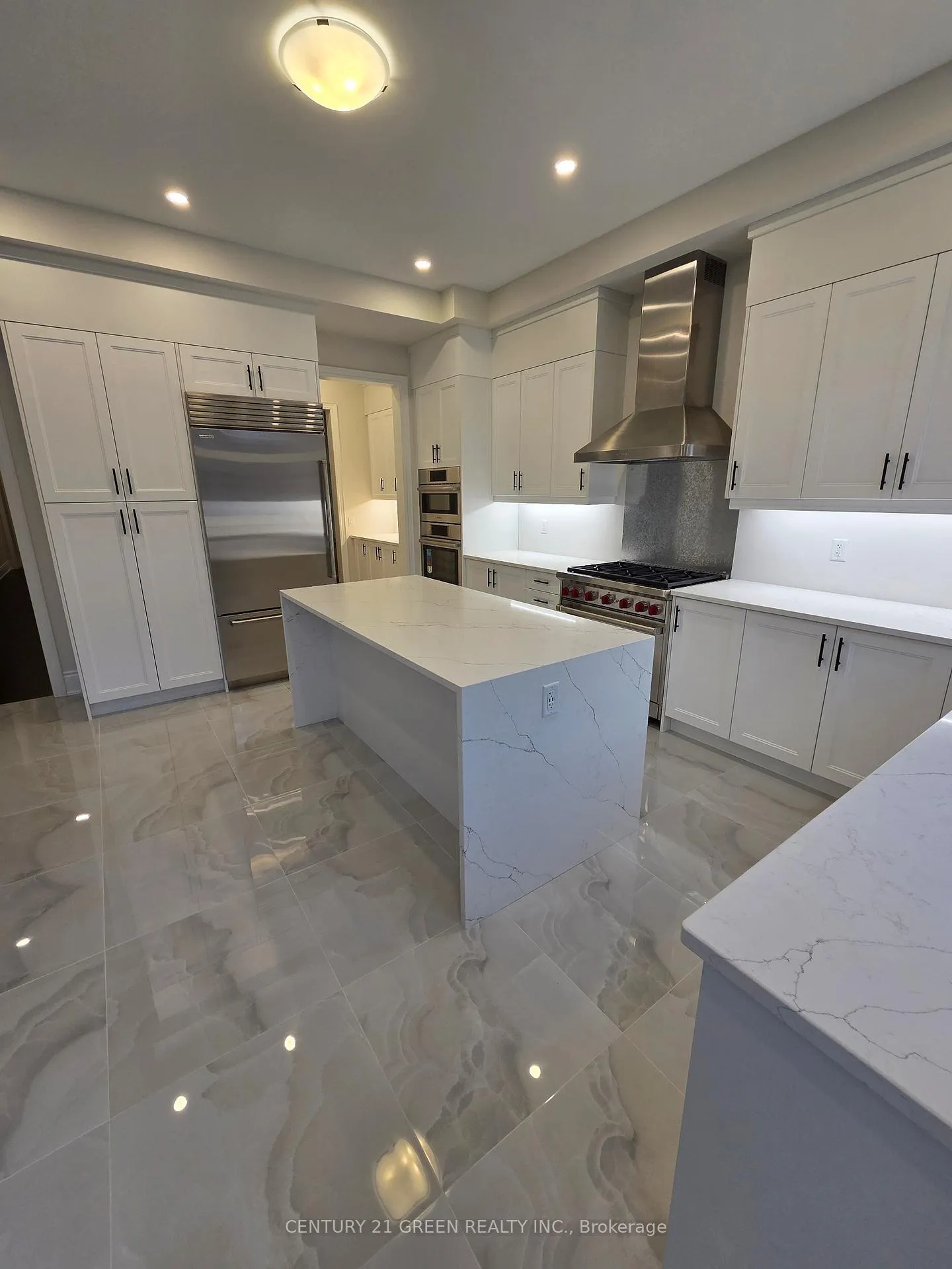 Photo 15 of 255 Ballantyne Boulevard, Vaughan, Vellore Village — HOMEH