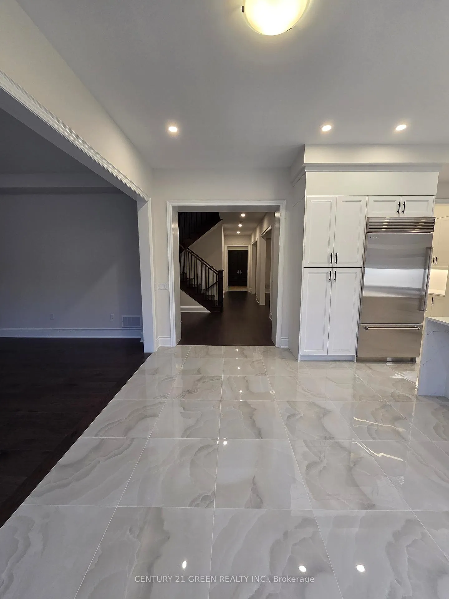 Photo 16 of 255 Ballantyne Boulevard, Vaughan, Vellore Village — HOMEH