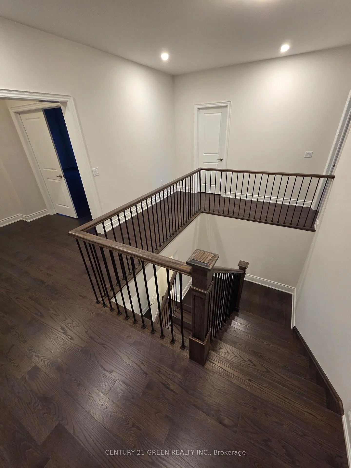 Photo 22 of 255 Ballantyne Boulevard, Vaughan, Vellore Village — HOMEH