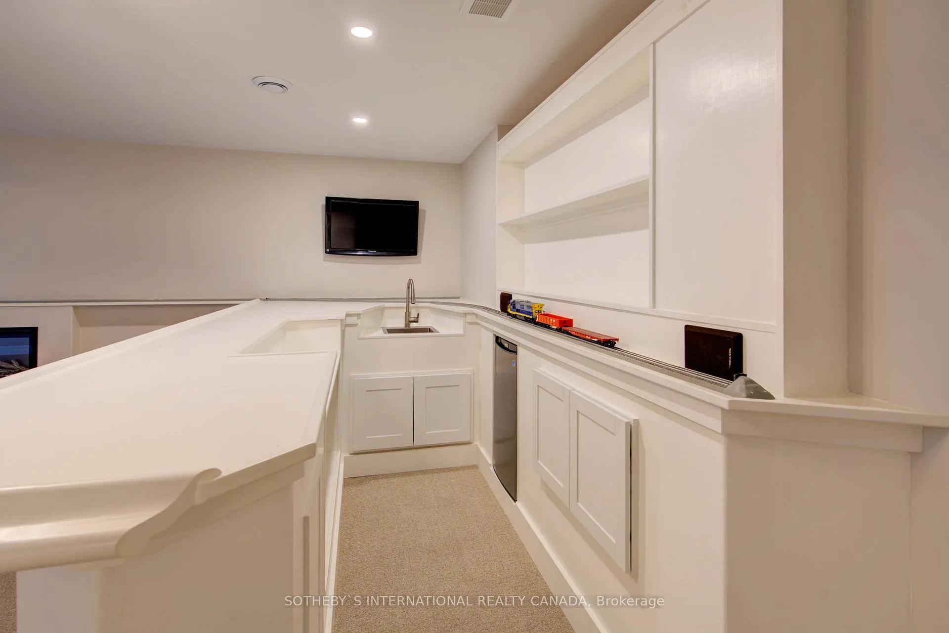 Photo 16 of 205A Ontario Street, Brighton — HOMEH