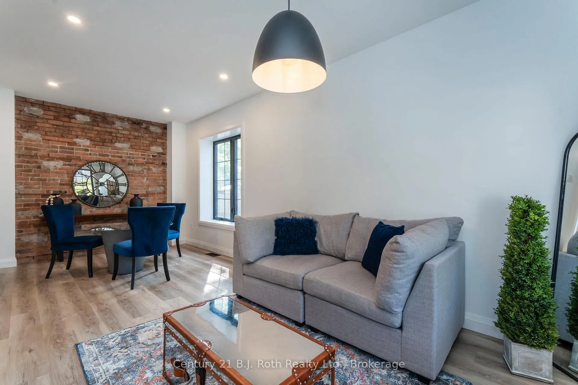 Photo 9 of 339 First Street, Midland — HOMEH