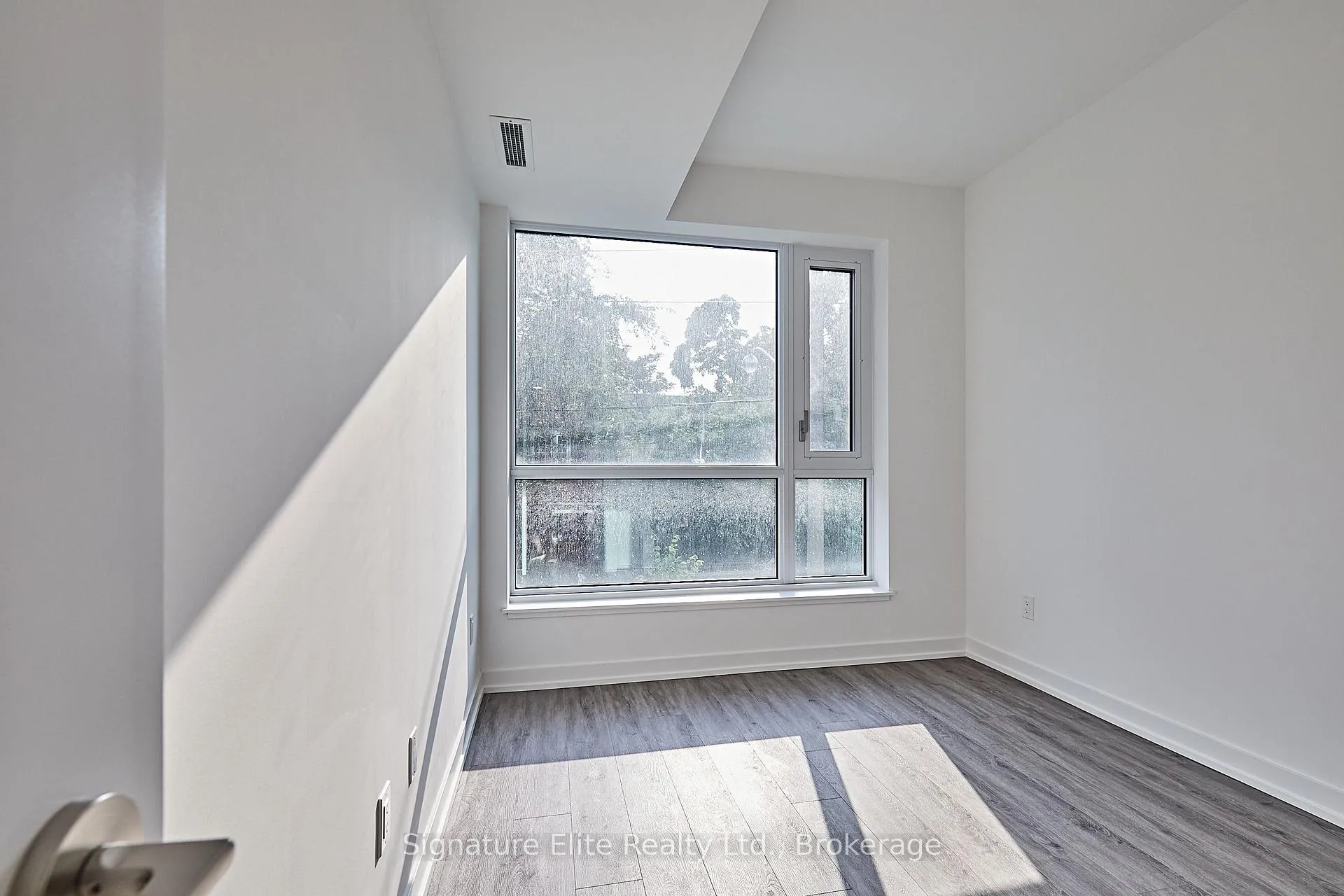 Photo 23 of 109 Booth Avenue, Toronto, South Riverdale — HOMEH