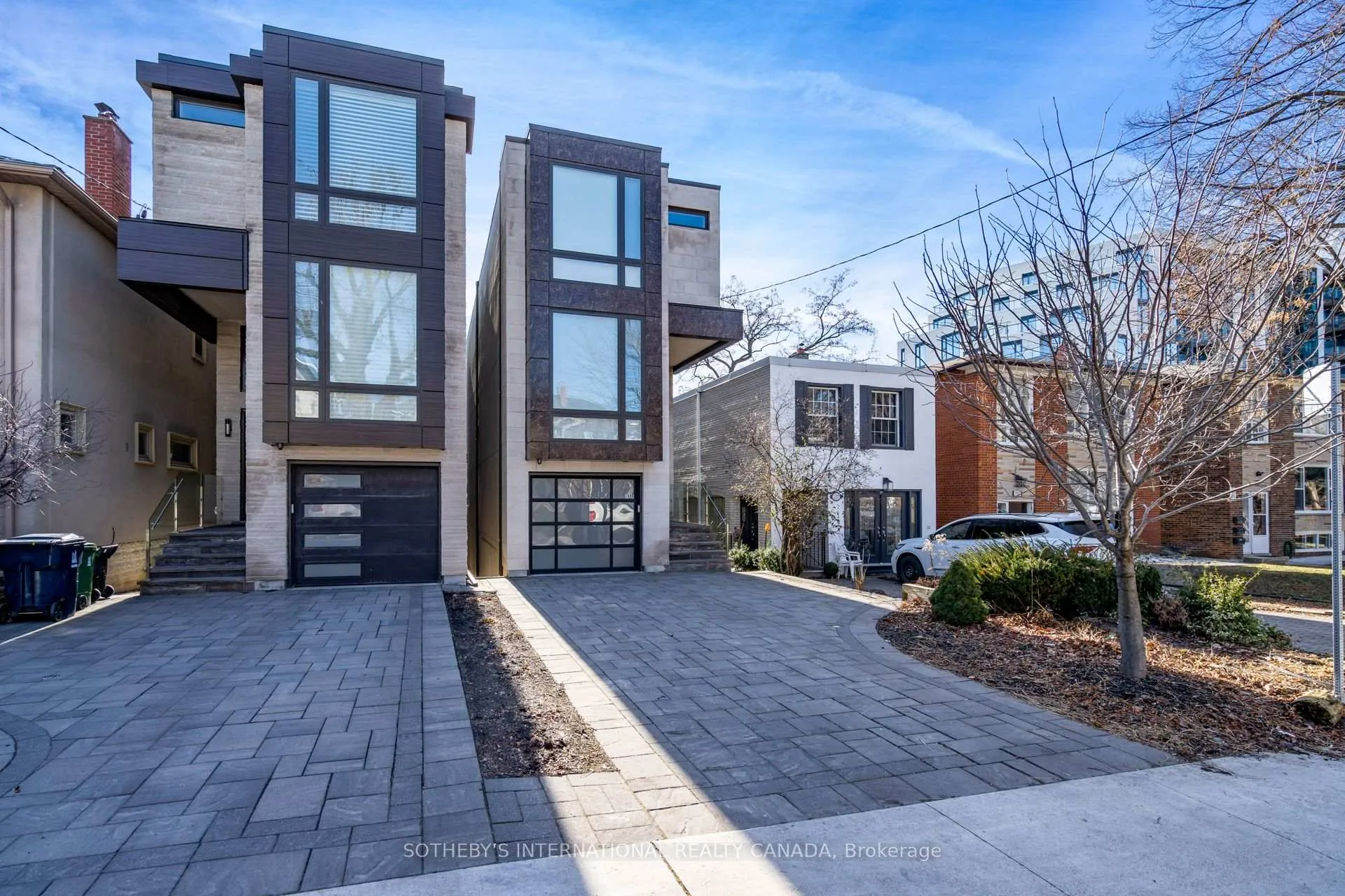Photo 2 of 209B Glengarry Avenue, Toronto, Lawrence Park North — HOMEH