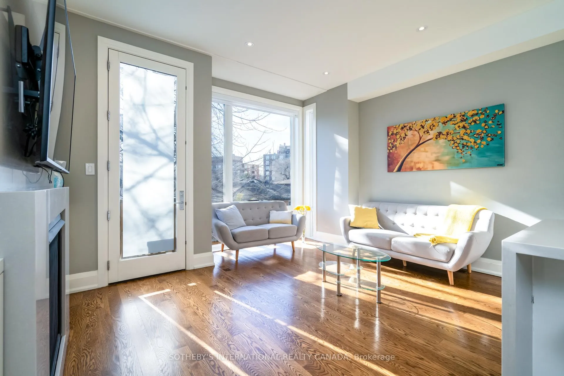 Photo 11 of 209B Glengarry Avenue, Toronto, Lawrence Park North — HOMEH