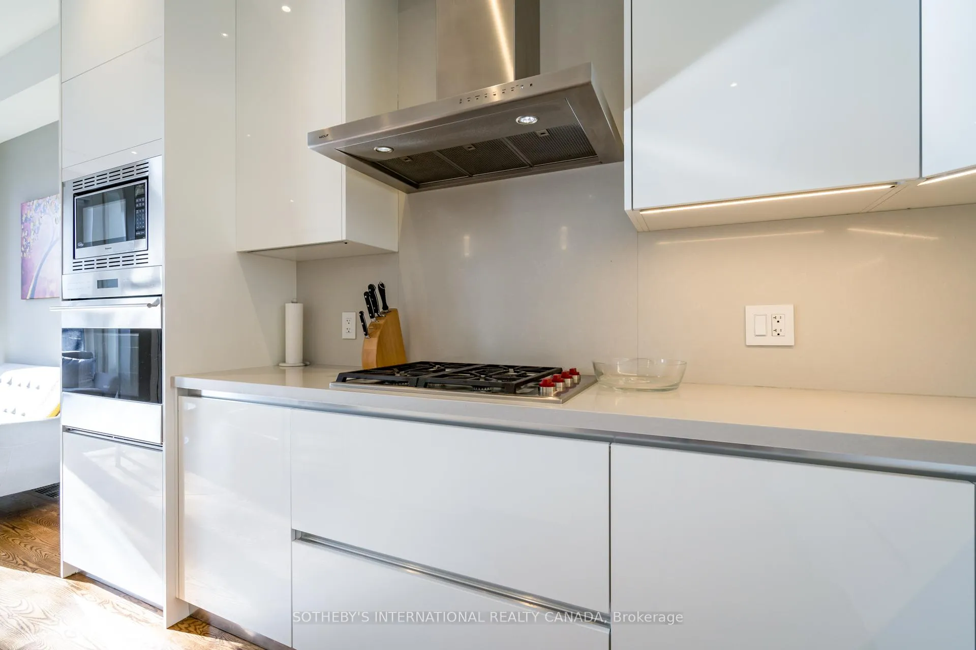 Photo 22 of 209B Glengarry Avenue, Toronto, Lawrence Park North — HOMEH