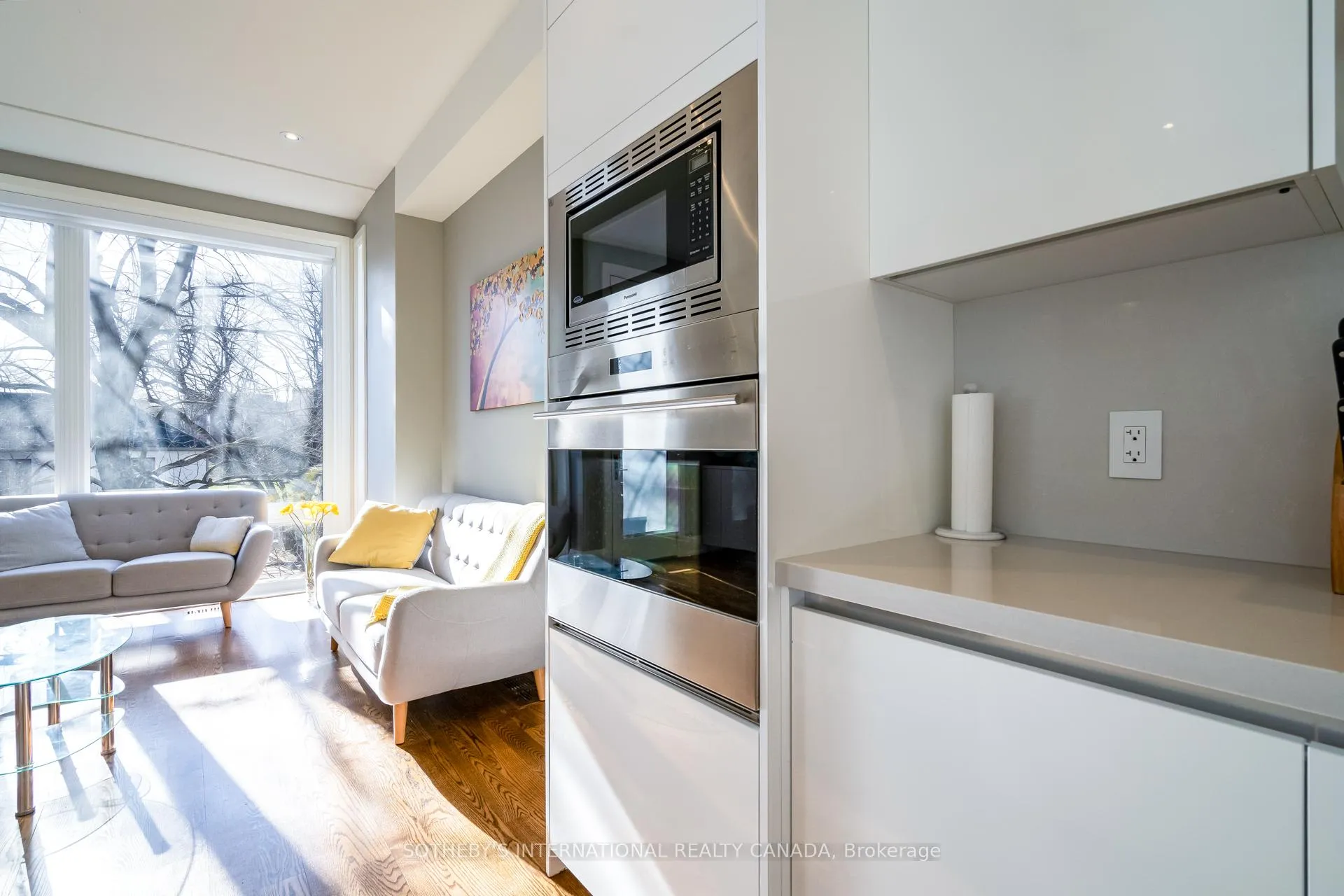 Photo 24 of 209B Glengarry Avenue, Toronto, Lawrence Park North — HOMEH