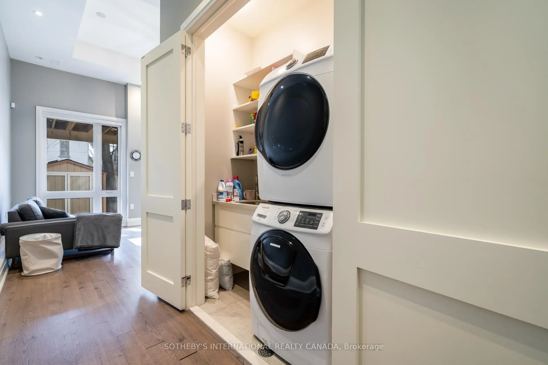 Photo 42 of 209B Glengarry Avenue, Toronto, Lawrence Park North — HOMEH