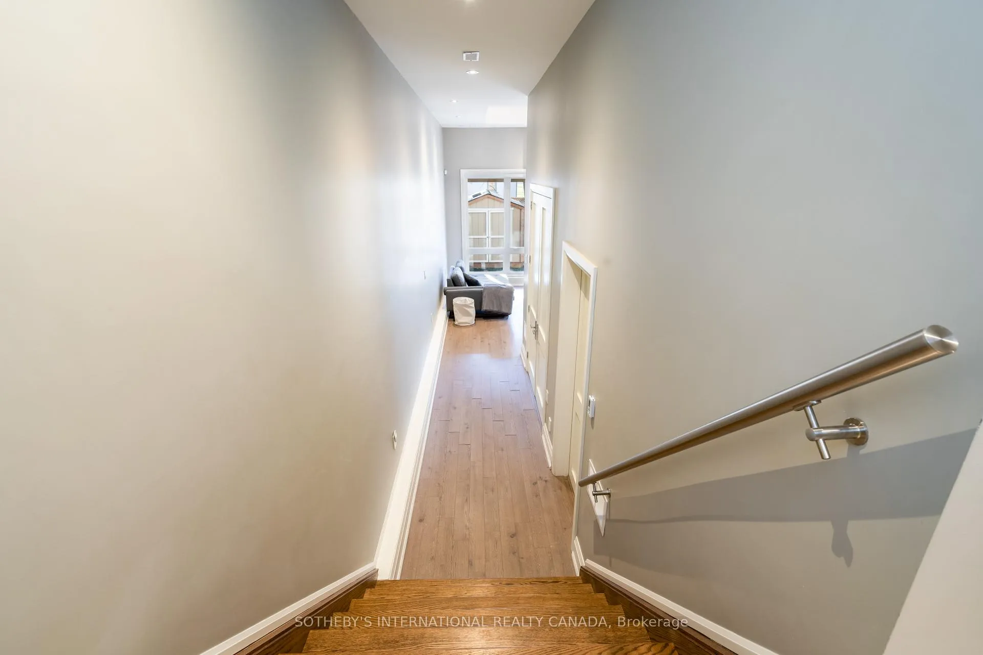 Photo 43 of 209B Glengarry Avenue, Toronto, Lawrence Park North — HOMEH