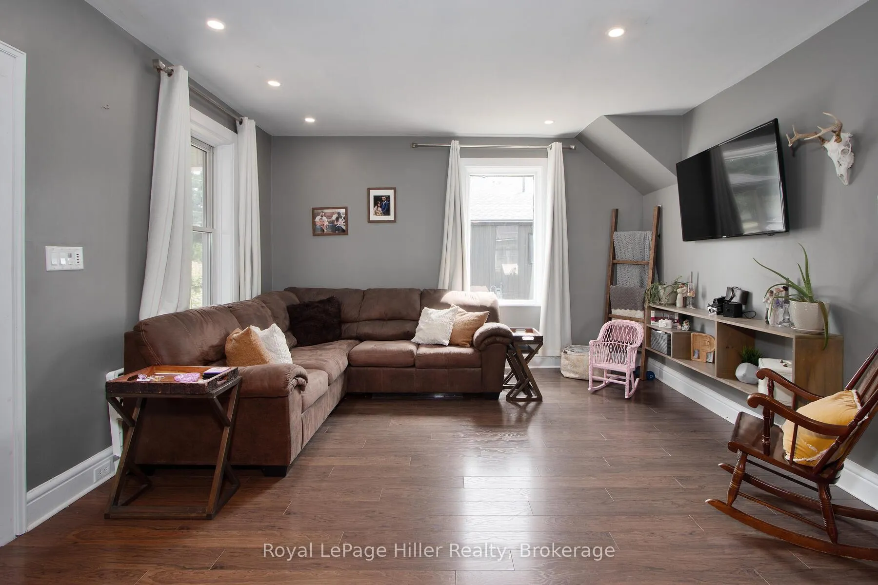 Photo 10 of 53 George Street E, Huron East, Seaforth — HOMEH