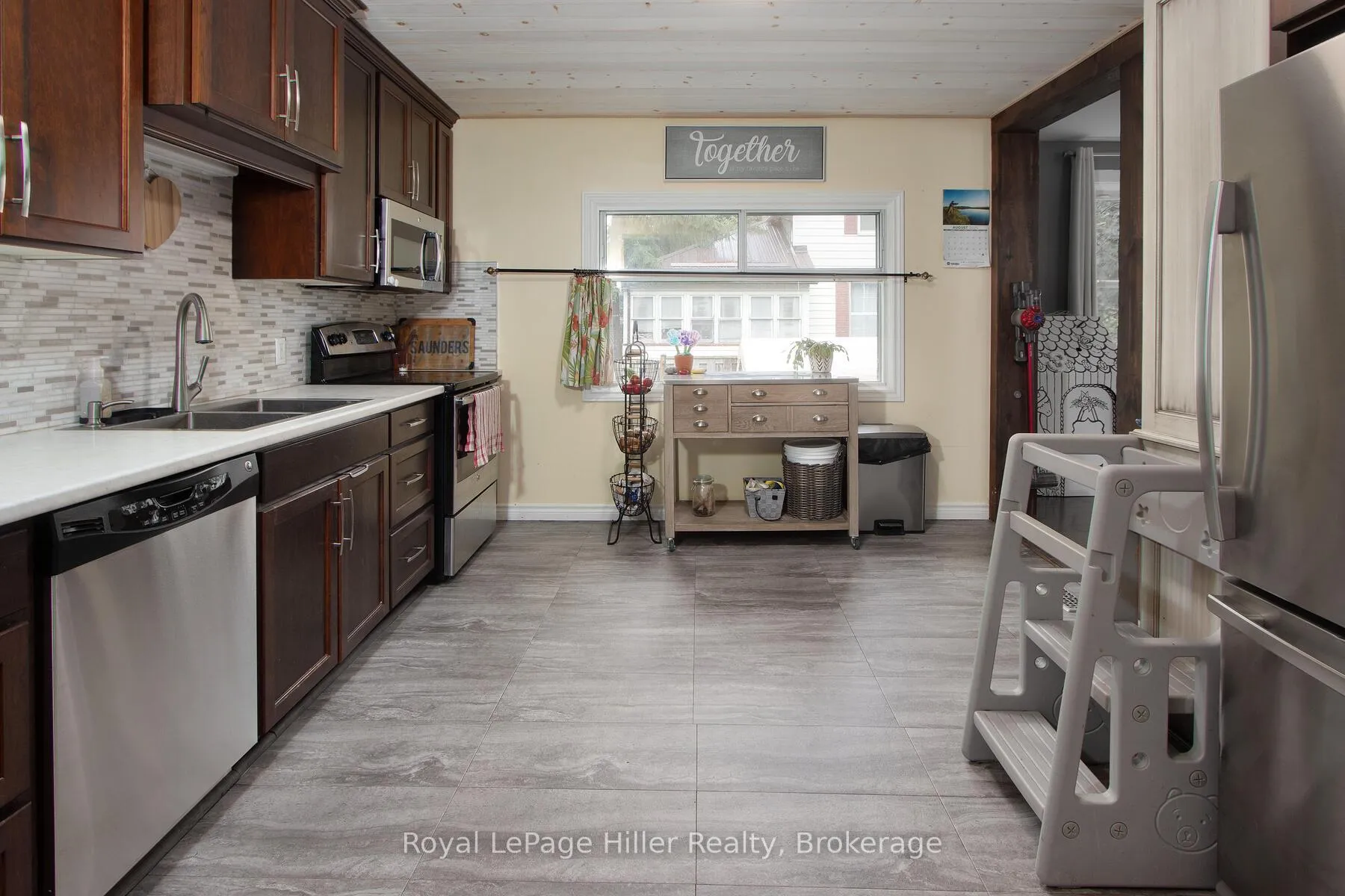 Photo 16 of 53 George Street E, Huron East, Seaforth — HOMEH