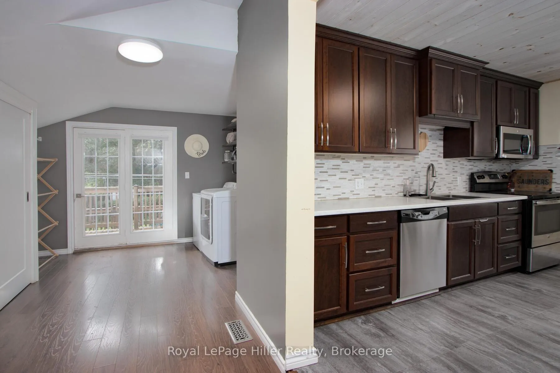 Photo 30 of 53 George Street E, Huron East, Seaforth — HOMEH