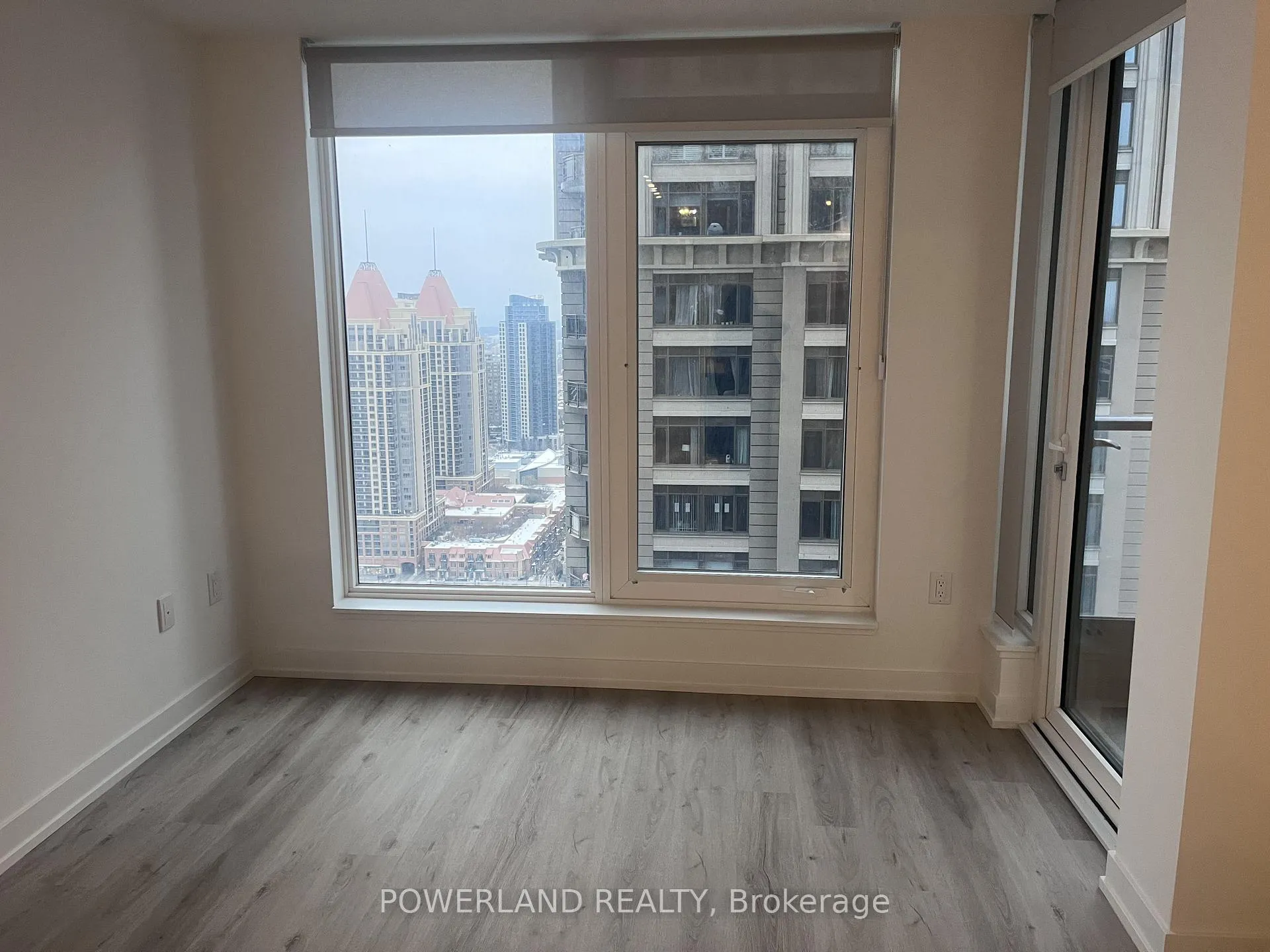 Photo 24 of Unit 3006, 395 Square One Drive, Mississauga, City Centre — HOMEH