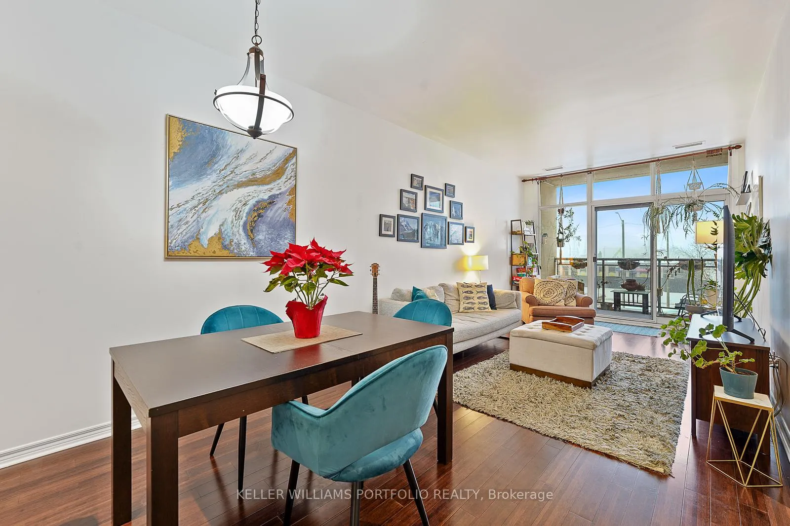 Photo 8 of Unit 206, 1 Leaside Park Drive, Toronto, Thorncliffe Park — HOMEH