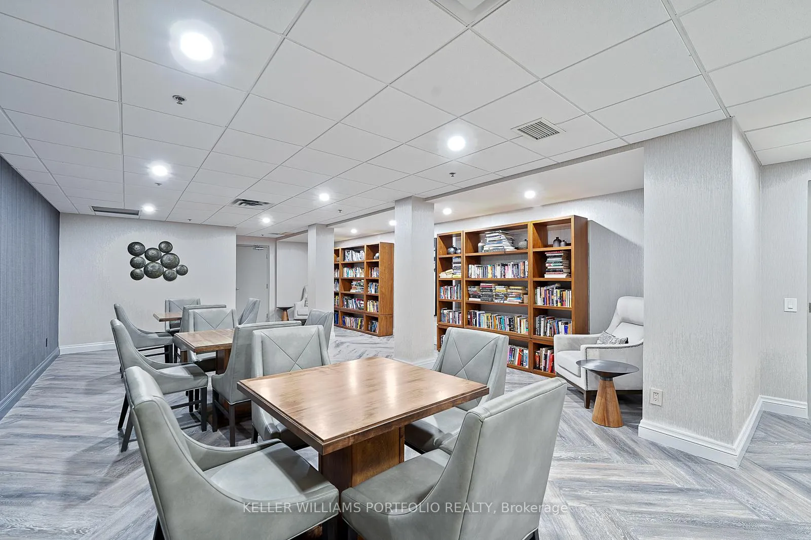 Photo 31 of Unit 206, 1 Leaside Park Drive, Toronto, Thorncliffe Park — HOMEH