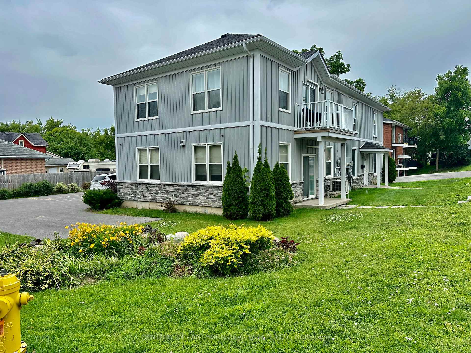 Photo 1 of 45 College Street E, Belleville, Belleville Ward — HOMEH