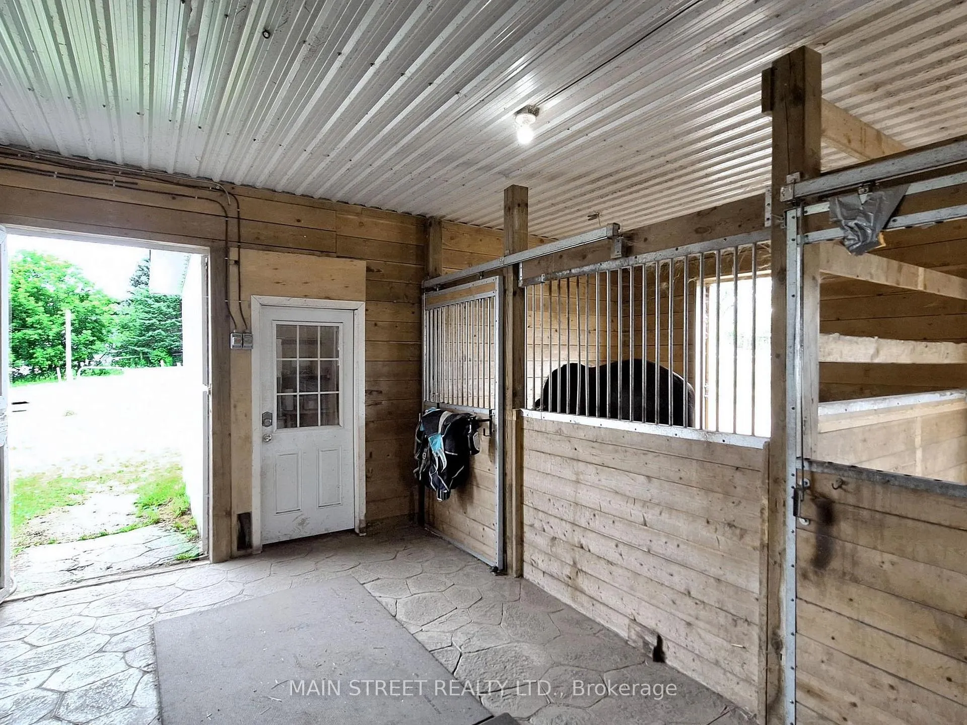 Photo 16 of 12600 Sideroad 17 Road, Brock, Rural Brock — HOMEH