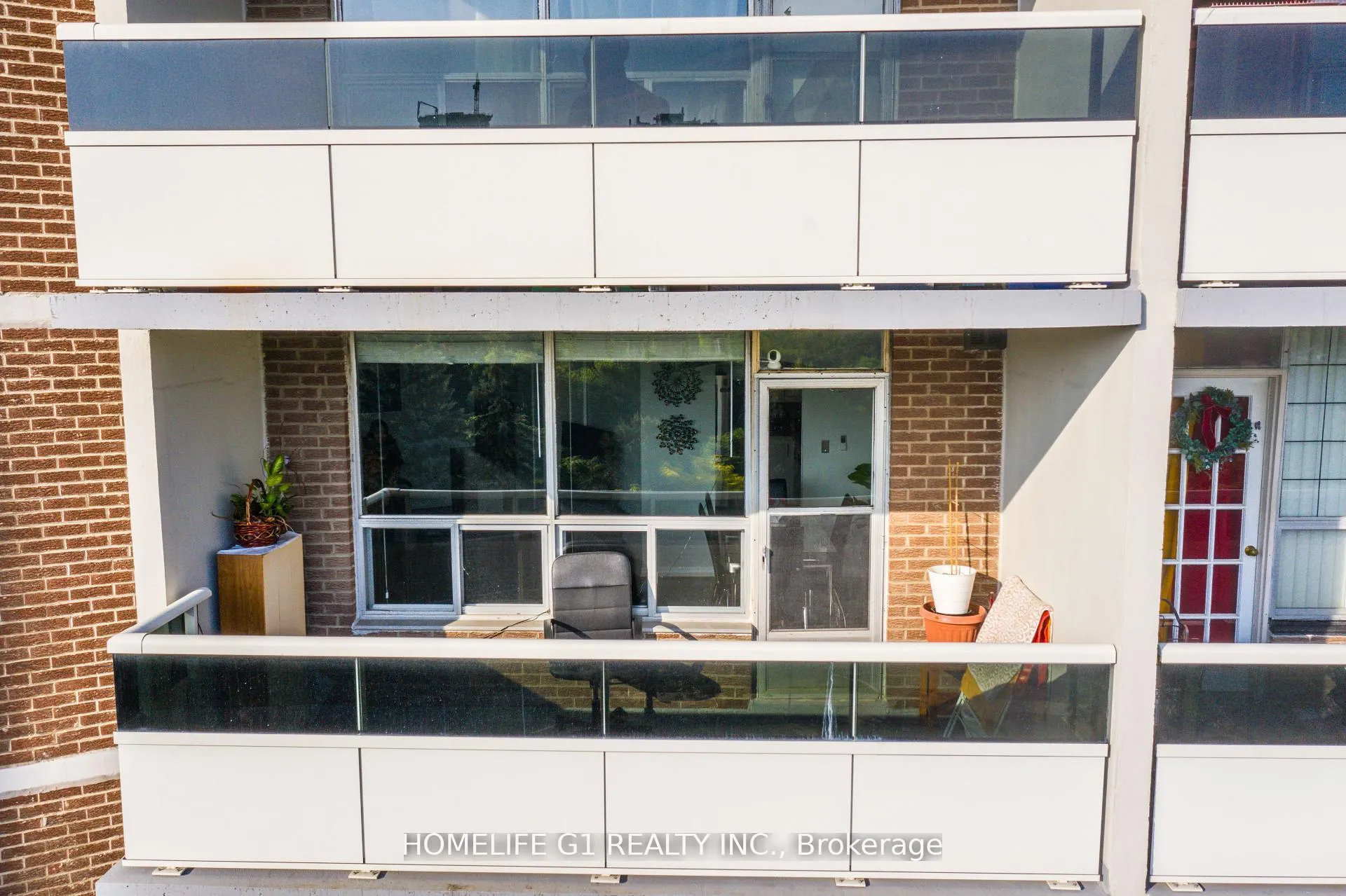Photo 5 of Unit 706, 5 Shady Golfway, Toronto, Flemingdon Park — HOMEH