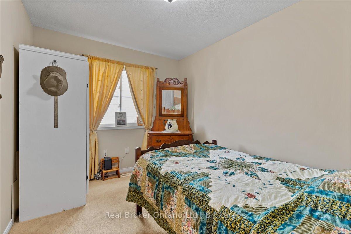 Photo 15 of 51 Hollinrake Avenue, Brant, Brantford Twp — HOMEH