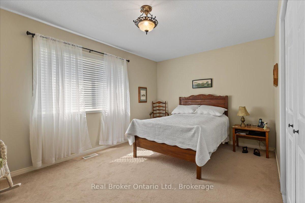 Photo 19 of 51 Hollinrake Avenue, Brant, Brantford Twp — HOMEH