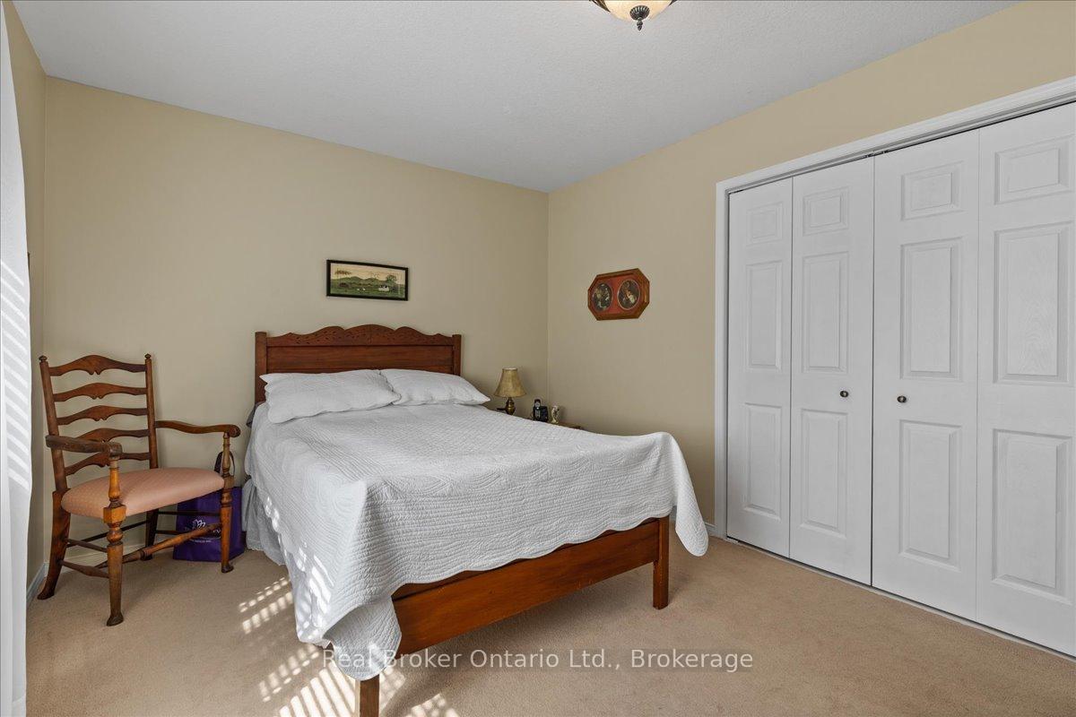Photo 20 of 51 Hollinrake Avenue, Brant, Brantford Twp — HOMEH